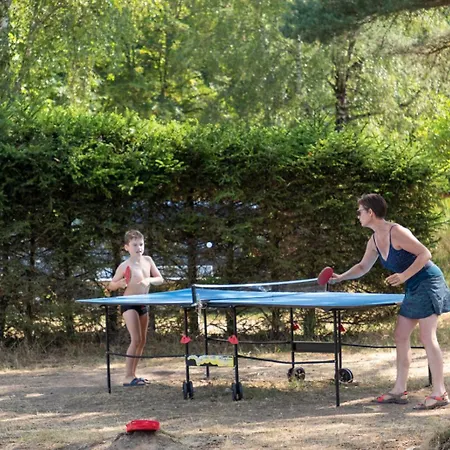 Huttopia De La Siauve Parque de Campismo *